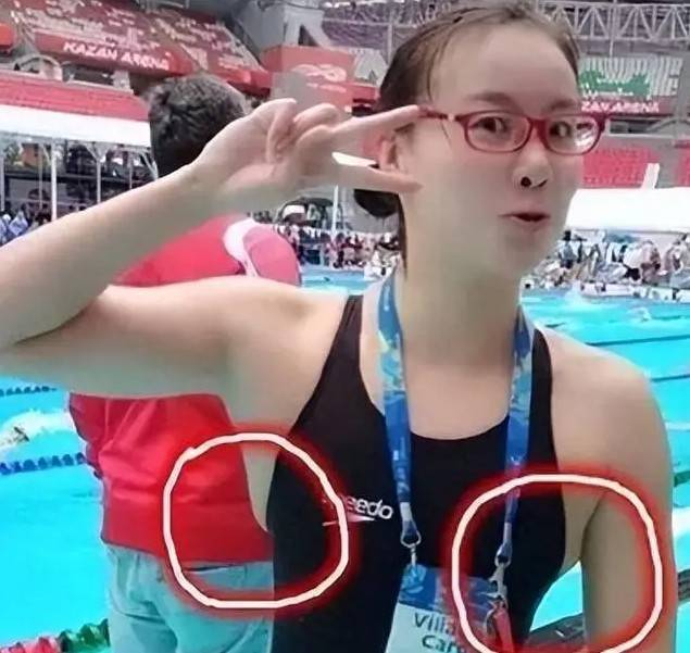 博鱼体育登录入口-女运动员“难以启齿”的心酸：赛前刮毛、赛时忍剧痛、赛后扯泳衣|全运会|经期|体毛|身体|女性_新浪体育_新浪新闻